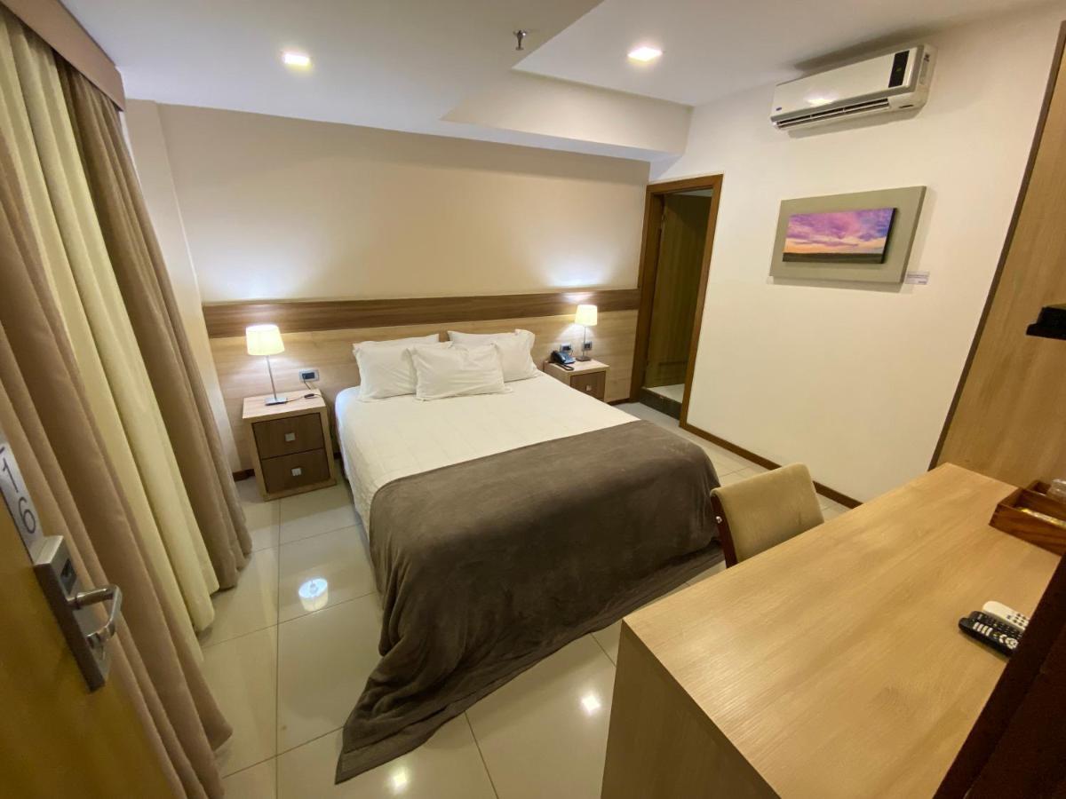 Bella Vista Hotel - Encarnación Eksteriør billede
