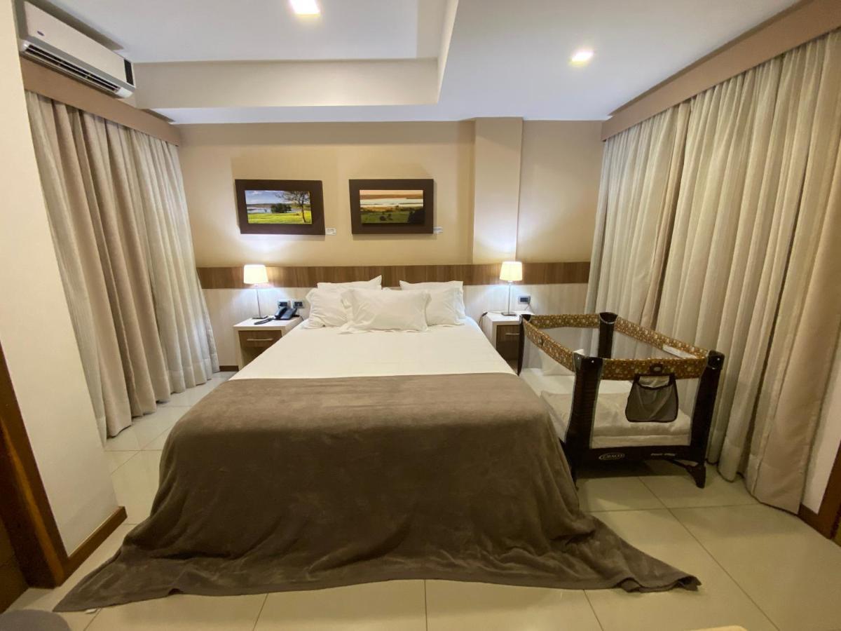 Bella Vista Hotel - Encarnación Eksteriør billede